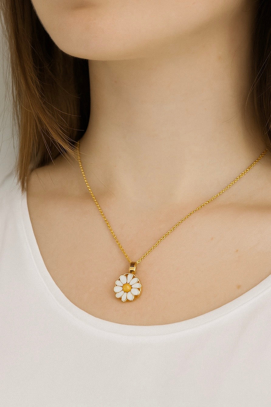 Set antientrés Anillo y Collar Margarita gold