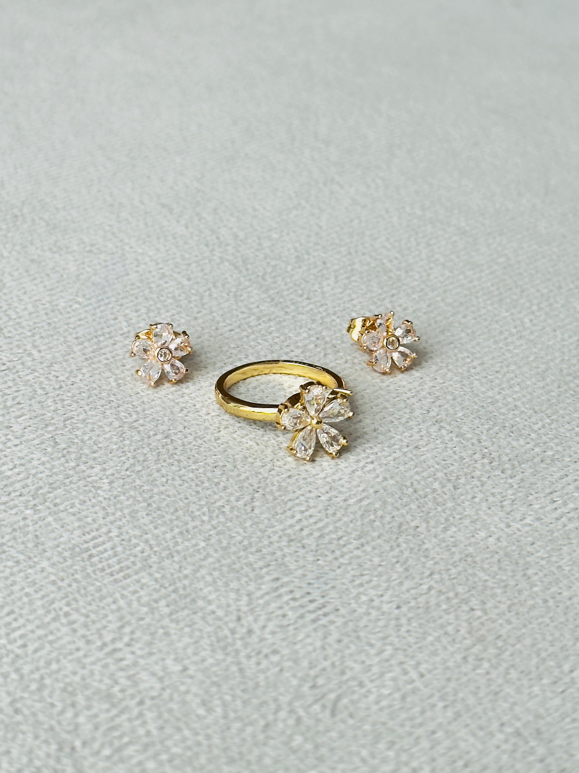 Set antiestrés Anillo y Aretes Diamond